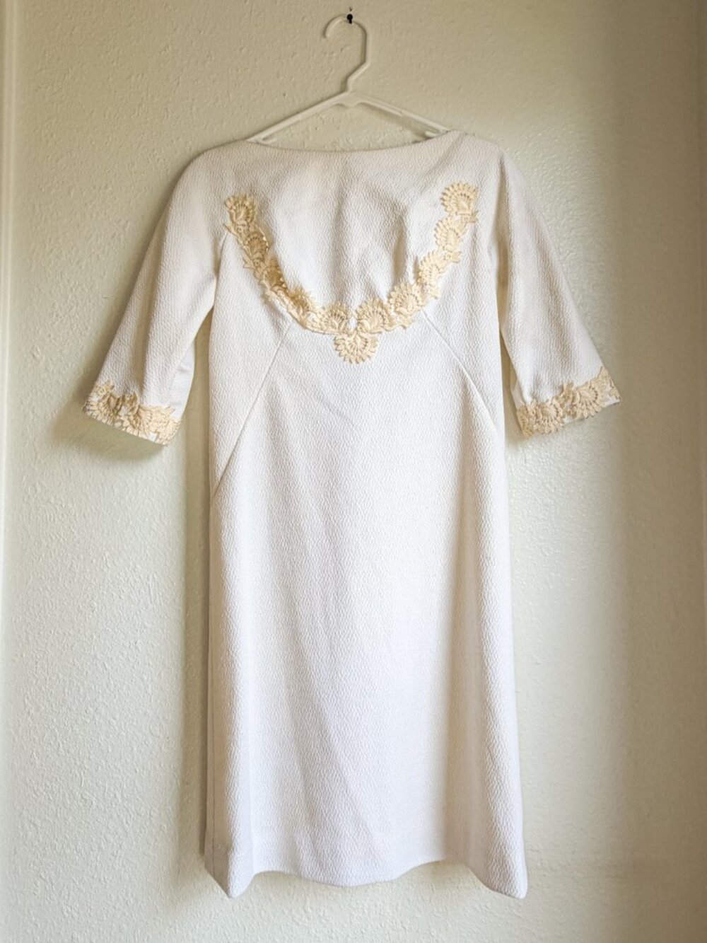 Vintage 1960s White Sheath 'Lorrie Deb' Dress with Cream Lace Details